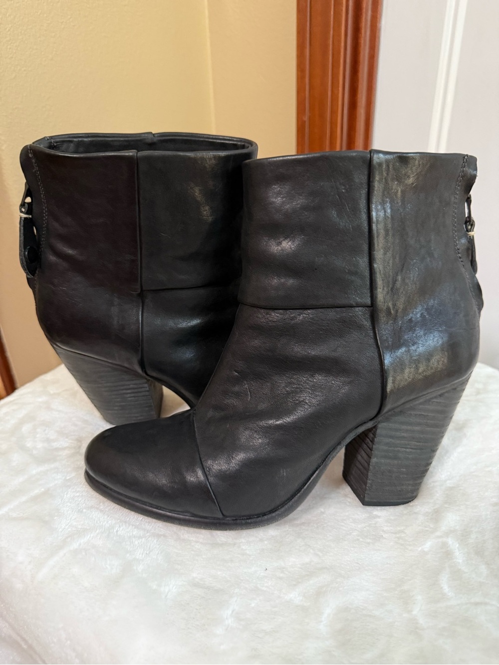 rag & bone Black Leather Ankle Boots with Stacked Heel US Size 9 (EUR 39)